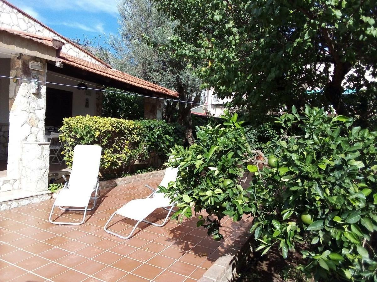 Villa Il Giardino Di Hyccara à Carini Extérieur photo
